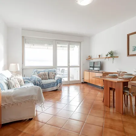 דירה H11 Buganvillea Vista Mare - Piscina - Tennis סנרמו
